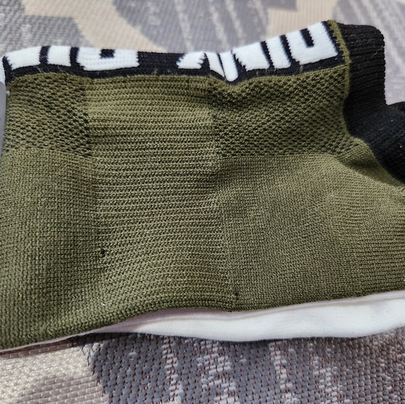 NEW 10 Pairs PINK Victoria's Secret socks - Picture 3 of 4